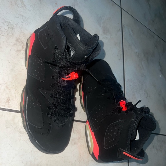 Air Jordan 6 retro BG Infrared 2014 - Picture 2 of 10